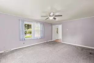 481 Lasalle Dr, Lake Holiday, IL 60552 - Photo 12