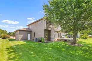 200 E Webb St, Sandwich, IL 60548 - Photo 36