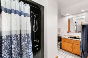 200 E Webb St, Sandwich, IL 60548 - Photo 22