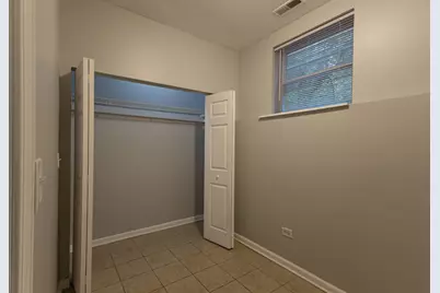 6667 S Michigan Avenue #1, Chicago, IL 60637 - Photo 8