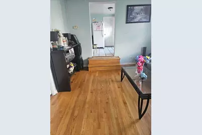2144 W 19th Street, Chicago, IL 60608 - Photo 4