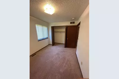 912 Pomona Drive #912, Champaign, IL 61822 - Photo 8
