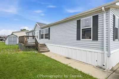 32 Saint Francis, Bourbonnais, IL 60914 - Photo 1