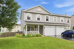 3010 Alyssa St, Plano, IL 60545 - Photo 2