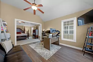844 N Ellsworth St, Naperville, IL 60563 - Photo 16