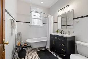 1469 W Berteau Ave, Chicago, IL 60613 - Photo 14
