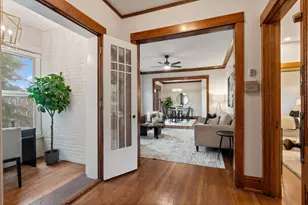 1469 W Berteau Ave, Chicago, IL 60613 - Photo 2