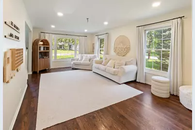 189 Hampton Street, Cary, IL 60013 - Photo 4