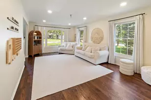 189 Hampton St, Cary, IL 60013 - Photo 4
