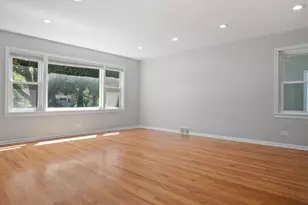 8156 Knox Ave, Skokie, IL 60076 - Photo 12