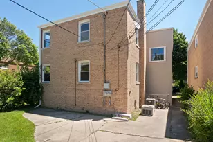 8156 Knox Ave, Skokie, IL 60076 - Photo 26