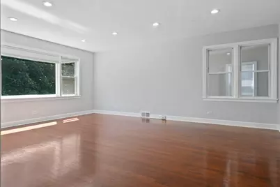 8156 Knox Avenue, Skokie, IL 60076 - Photo 2