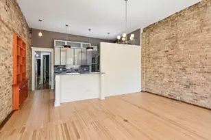 3717 N Pine Grove Ave, Chicago, IL 60613 - Photo 12