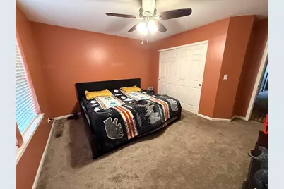 2871 Falling Waters Lane, Lindenhurst, IL 60046 - Photo 32