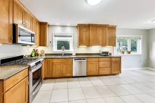 1207 W Thomas St, Arlington Heights, IL 60004 - Photo 10