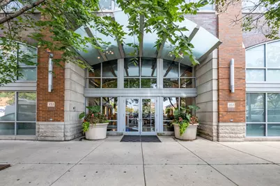 933 W Van Buren Street #326, Chicago, IL 60607 - Photo 2