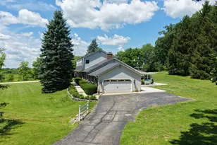 37W384 Ronsu Ln, Saint Charles, IL 60175 - Photo 40