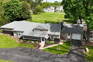 221 Central Ave, Genoa, IL 60135 - Photo 2