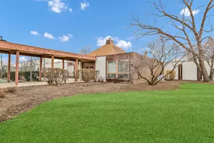 1500 Robin Cir, Hoffman Estates, IL 60194 - Photo 16