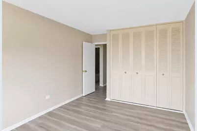 1500 Robin Circle #418, Hoffman Estates, IL 60194 - Photo 10