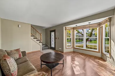 1253 Evergreen Drive, Carol Stream, IL 60188 - Photo 14