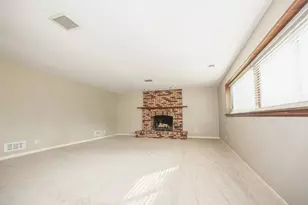 1329 Stonegate Rd, Naperville, IL 60540 - Photo 12