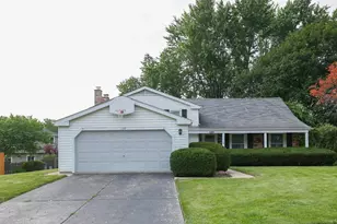1329 Stonegate Rd, Naperville, IL 60540 - Photo 1
