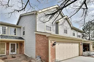 1516 Club Dr, Glendale Heights, IL 60139 - Photo 1