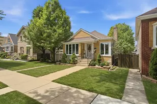 5422 S Sayre Ave, Chicago, IL 60638 - Photo 2