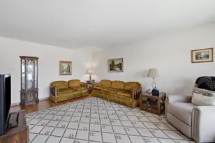 4916 N Ridgewood Ave, Norridge, IL 60706 - Photo 2