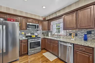1100 Cochran St, Aurora, IL 60506 - Photo 12