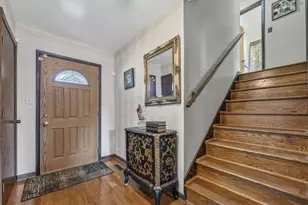 1100 Cochran St, Aurora, IL 60506 - Photo 2