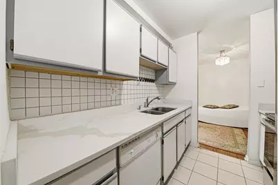 1813 Hemlock Place #110, Schaumburg, IL 60173 - Photo 18