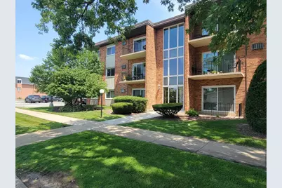 9721 S Keeler Avenue #204, Oak Lawn, IL 60453 - Photo 2