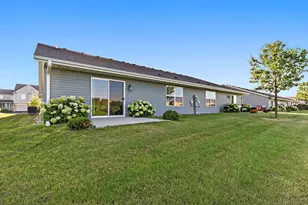 4517 Squaw Vly Dr, Loves Park, IL 61111 - Photo 20