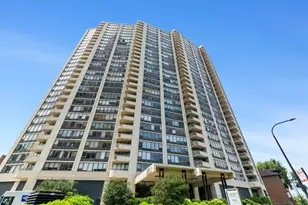 3930 N Pine Grove Ave, Chicago, IL 60613 - Photo 1