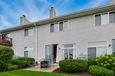 1052 Ripple Ridge #0, Darien, IL 60561 - Photo 2