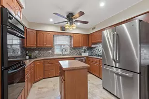 1838 N 77th Ct, Elmwood Park, IL 60707 - Photo 6