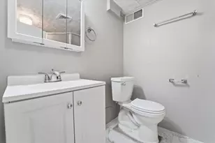5515 S Oakley Ave, Chicago, IL 60636 - Photo 16