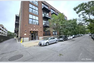 1935 N Fairfield Avenue #411, Chicago, IL 60647 - Photo 1