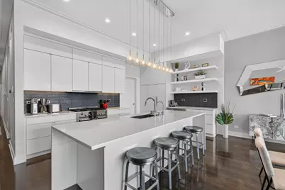 1342 W Belmont Avenue #4E, Chicago, IL 60657 - Photo 8