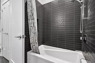 1342 W Belmont Avenue #4E, Chicago, IL 60657 - Photo 20