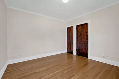 2439 W Birchwood Street #1W, Chicago, IL 60645 - Photo 14