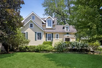 801 N Madison Street, Hinsdale, IL 60521 - Photo 2