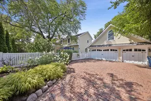 801 N Madison St, Hinsdale, IL 60521 - Photo 32