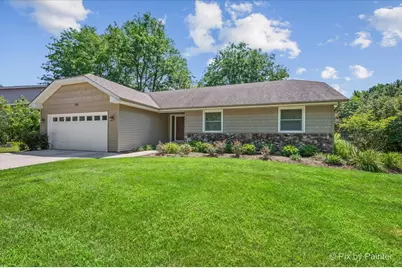 725 N Vista Drive, Algonquin, IL 60102 - Photo 2