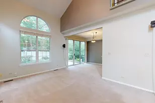 1237 Cranbrook Dr, Schaumburg, IL 60193 - Photo 8