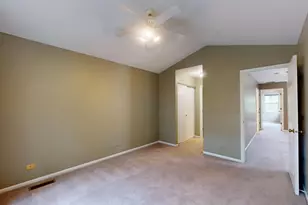 1237 Cranbrook Dr, Schaumburg, IL 60193 - Photo 18