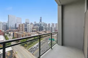 740 W Fulton St, Chicago, IL 60661 - Photo 8