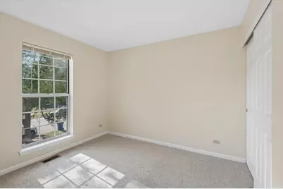 2713 S Embers Lane, Arlington Heights, IL 60005 - Photo 16